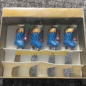 Marketplace Blue and Gold Cheese Spreaders. Set of 4. In Original Box. Like Nee.